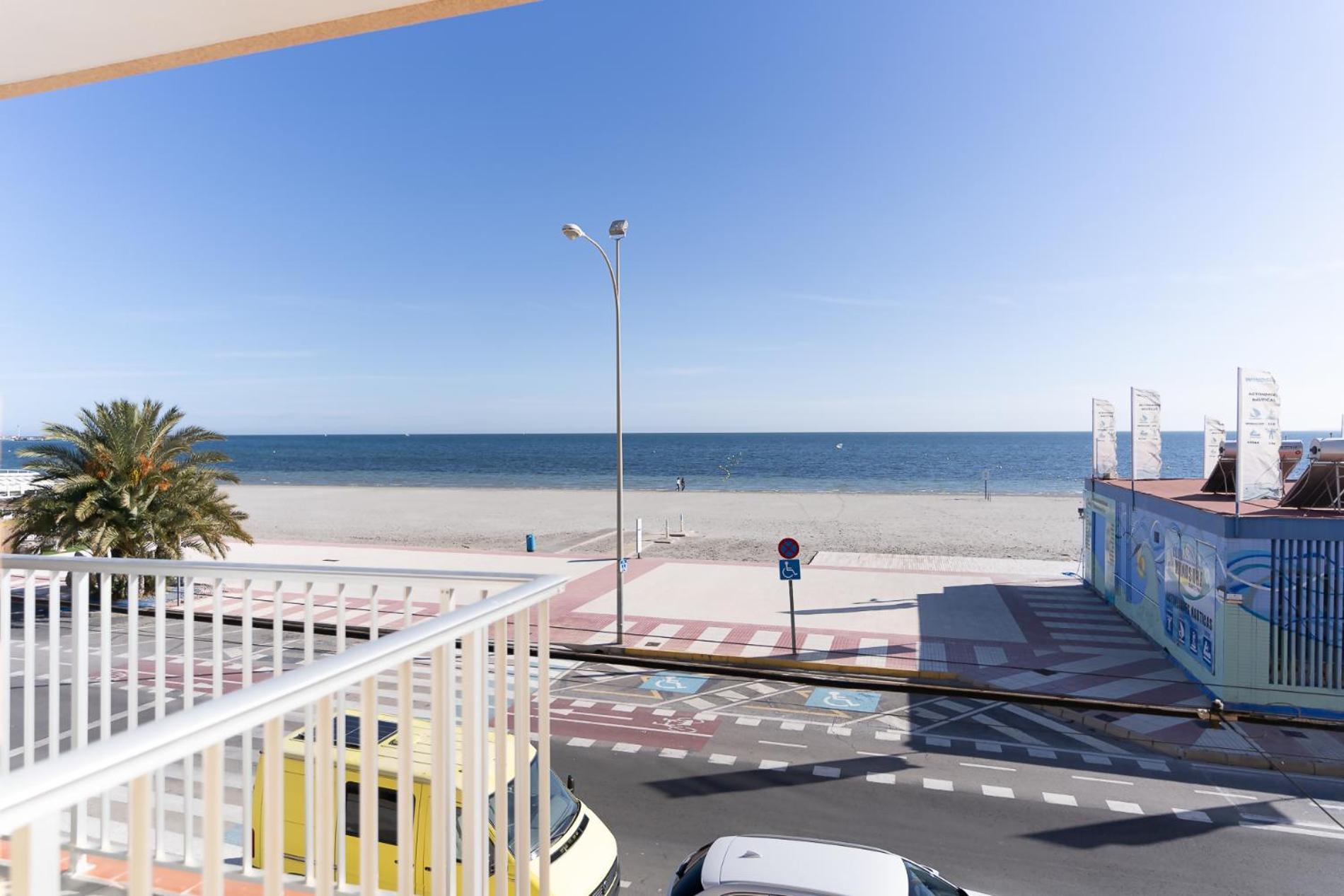 Rentafive Primera Linea Terraza Reformado サンタ・ポラ エクステリア 写真